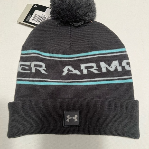 NWT UNDER ARMOUR Mens "HalfTime Pom" Knit Beanie Hat-OSFM Ret@$28 GRAY/AQUA (D4) - Picture 1 of 4